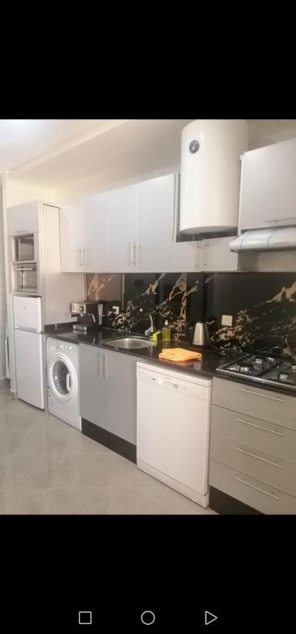 Comfors Appartements 2 فنيدك المظهر الخارجي الصورة