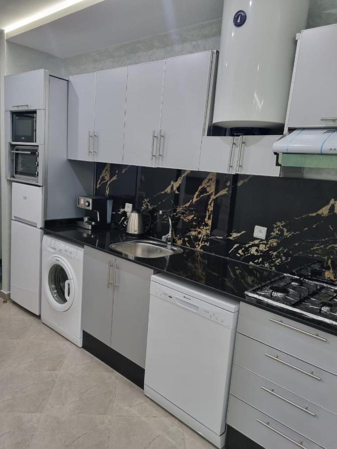 Comfors Appartements 2 فنيدك المظهر الخارجي الصورة